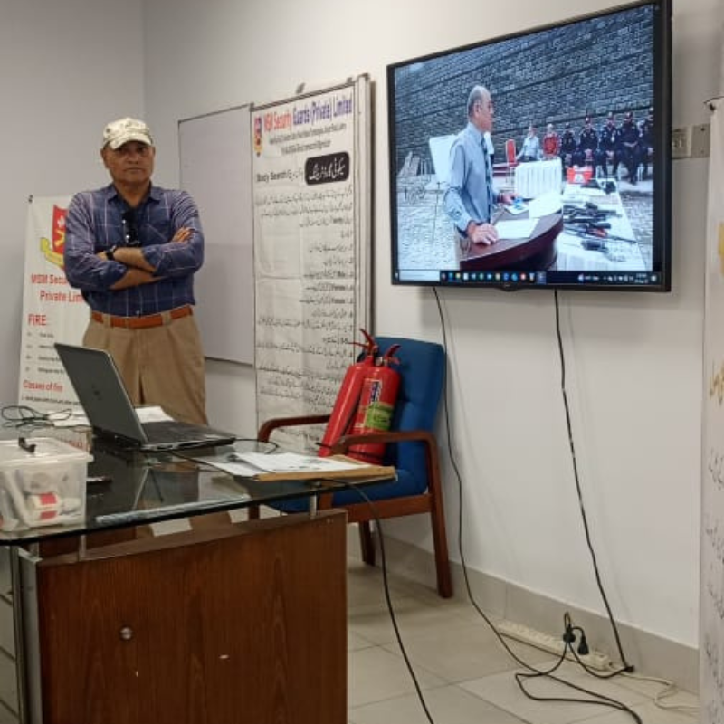 Gallery Training Picture (6)